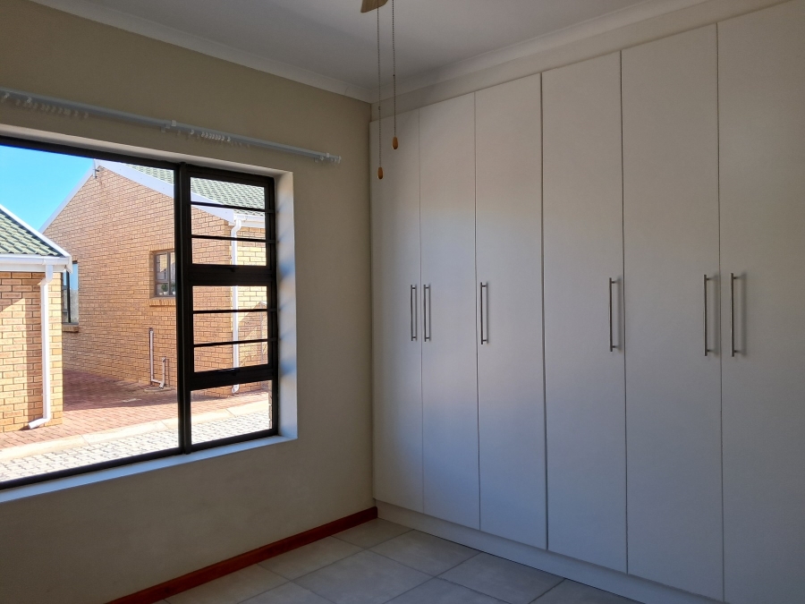2 Bedroom Property for Sale in Jeffreys Bay Central Eastern Cape
